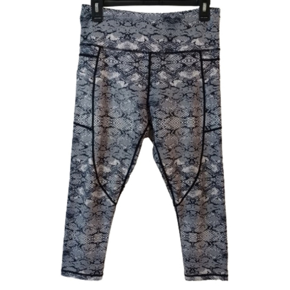 ZYIA Active Snakeskin Animal Print Womens Medium Cropped Sport Athletic Leggings